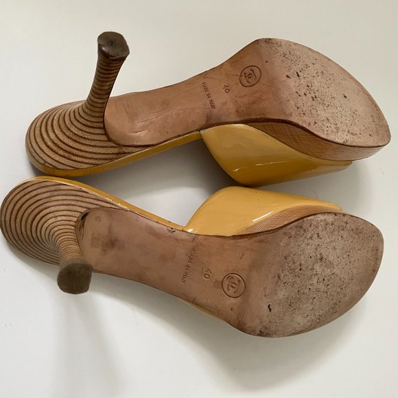 CHANEL Vintage Slides - Picture 12 of 16